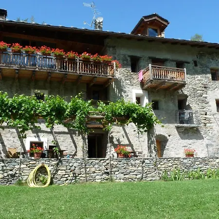 Drei-zimmer-wohnung La Mucca In Gignod By Interhome *